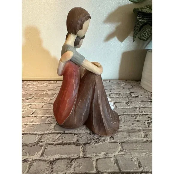 Mother daughter statue - new in box - perfect for Mother’s Day! - Picture 2 of 4